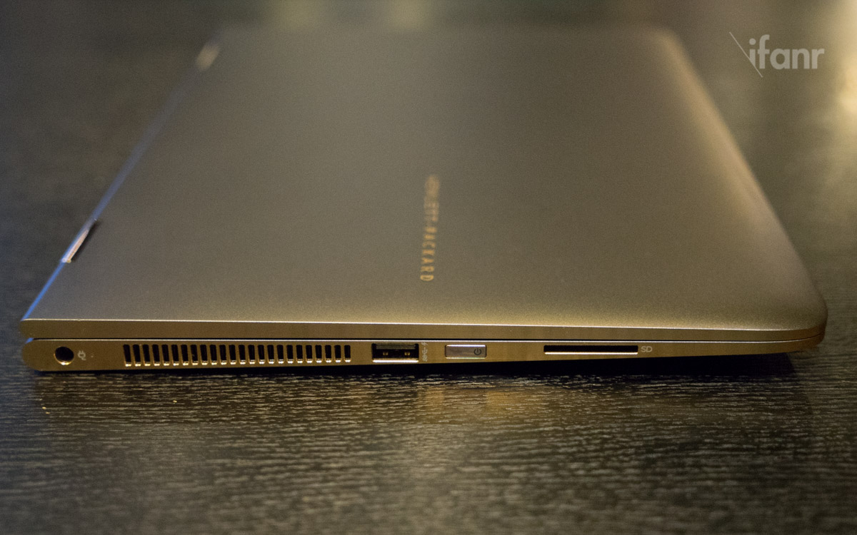 Hewlett Packard HP Spextre X360 2015 photo by Hao Ying ifanr-12